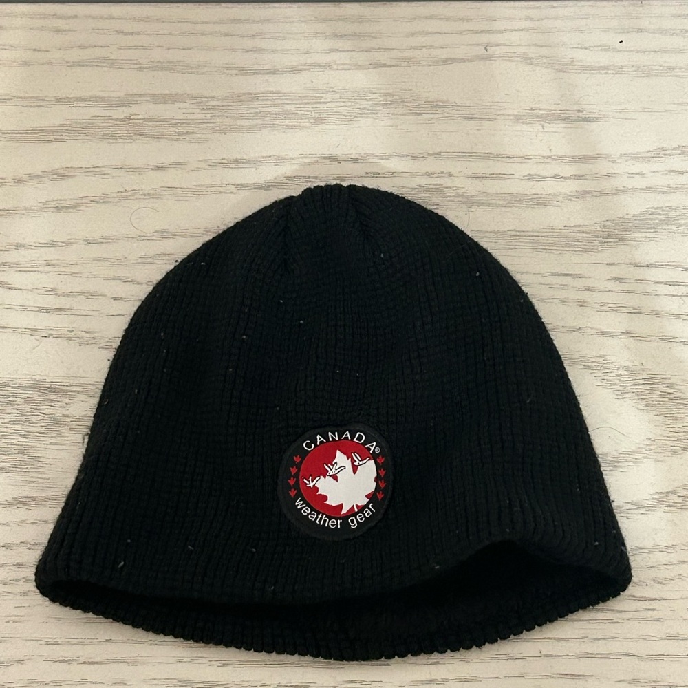 Black Canada weather gear beanie #beanieseason